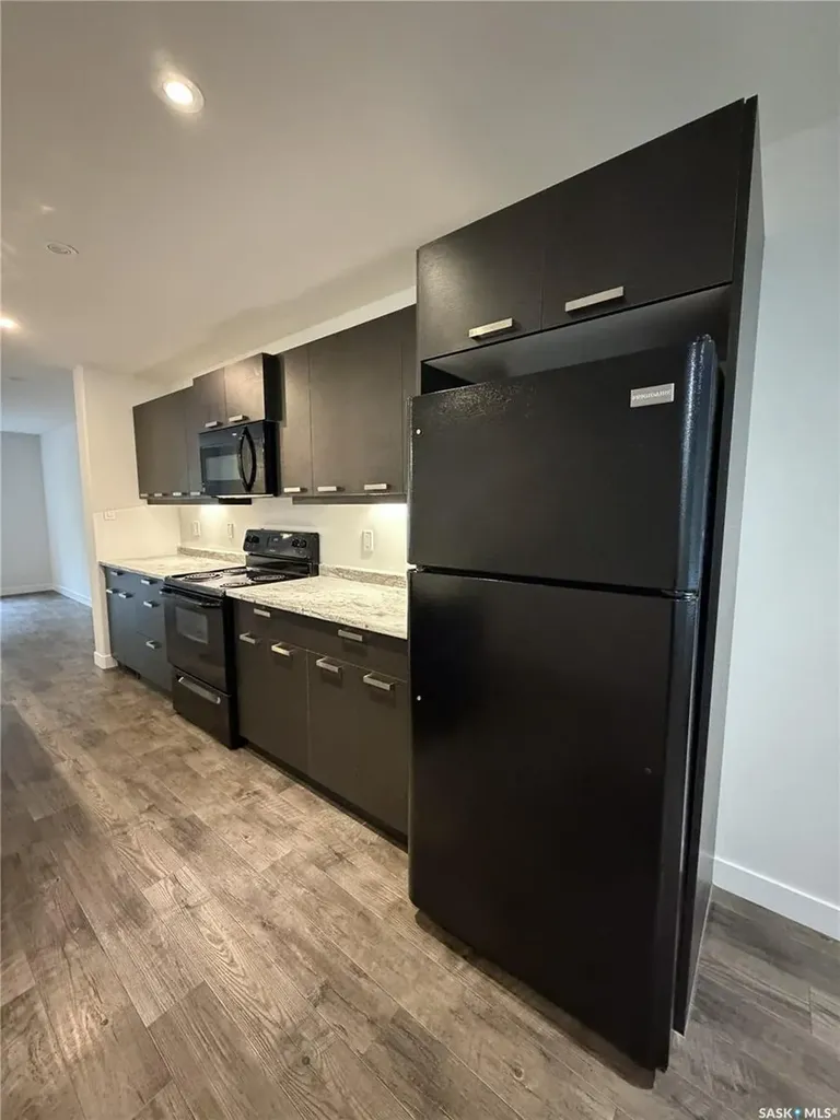 2043 Broder Street Regina SK S4N 3S3