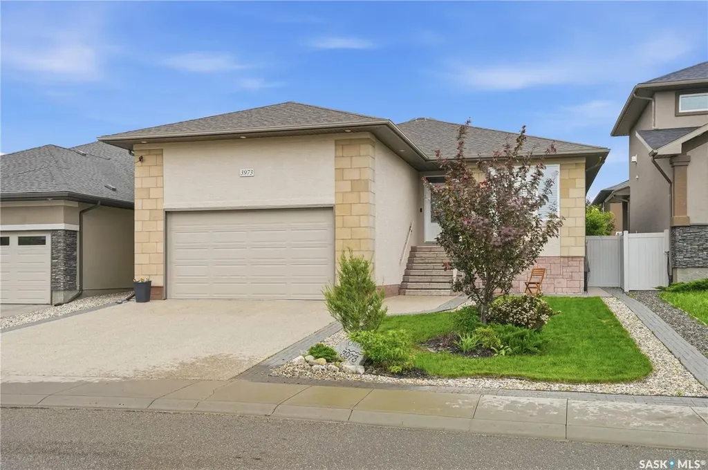 3973 Sandhill Crescent Regina SK S4V 3G7