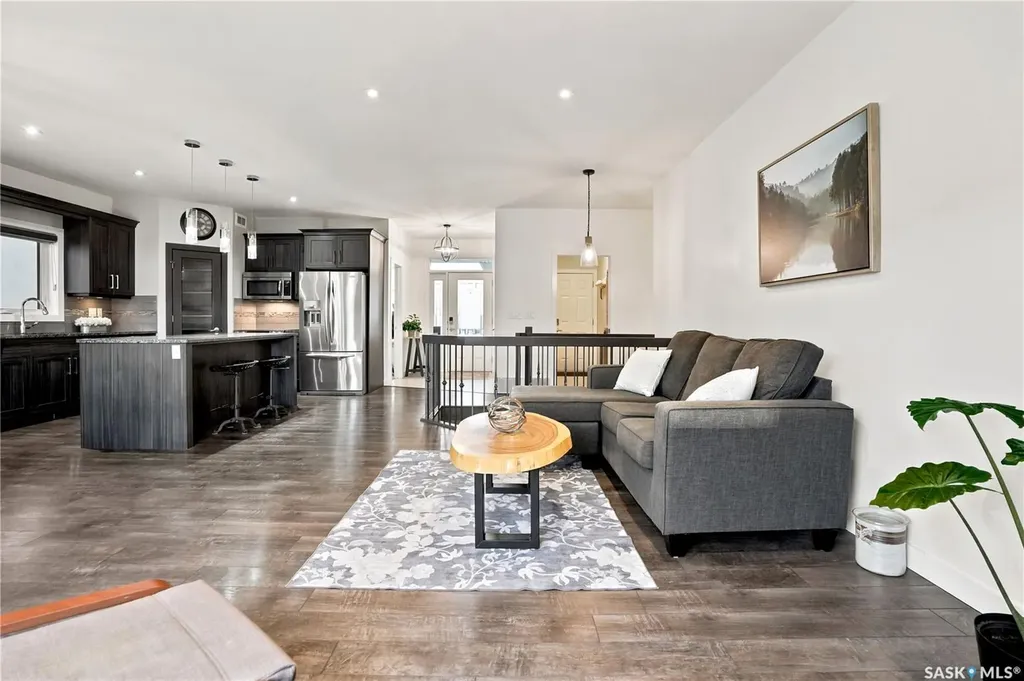 3973 Sandhill Crescent Regina SK S4V 3G7