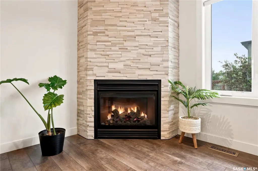 3973 Sandhill Crescent Regina SK S4V 3G7