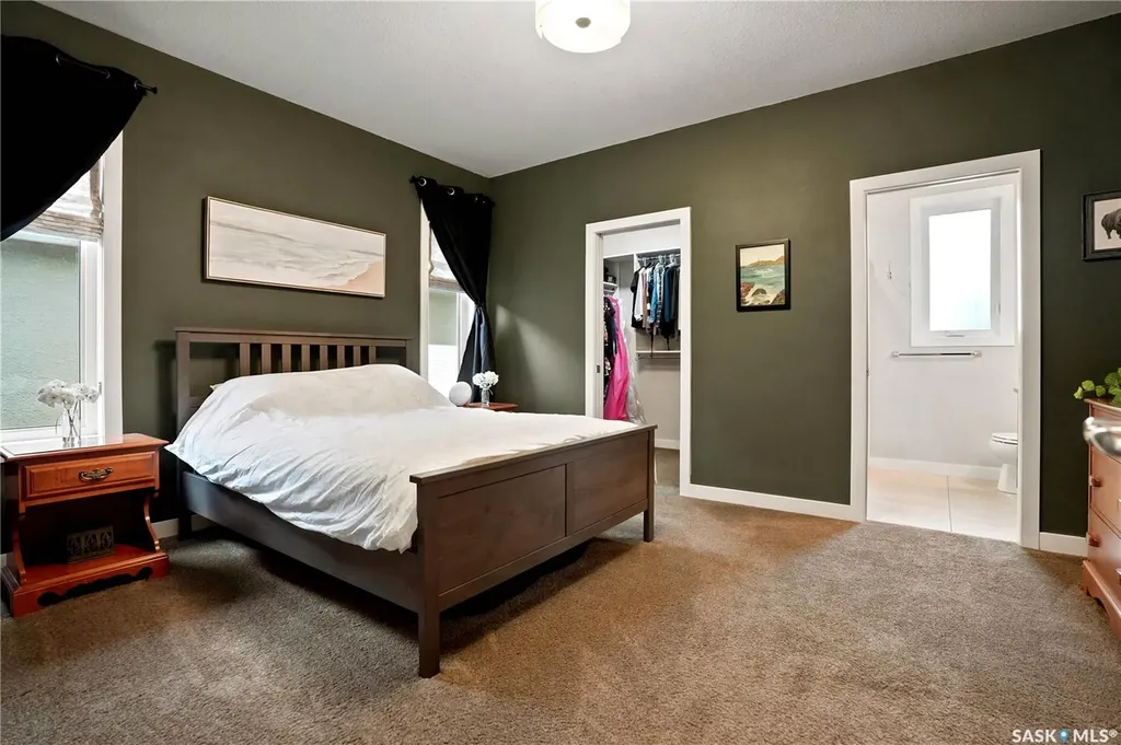 3973 Sandhill Crescent Regina SK S4V 3G7