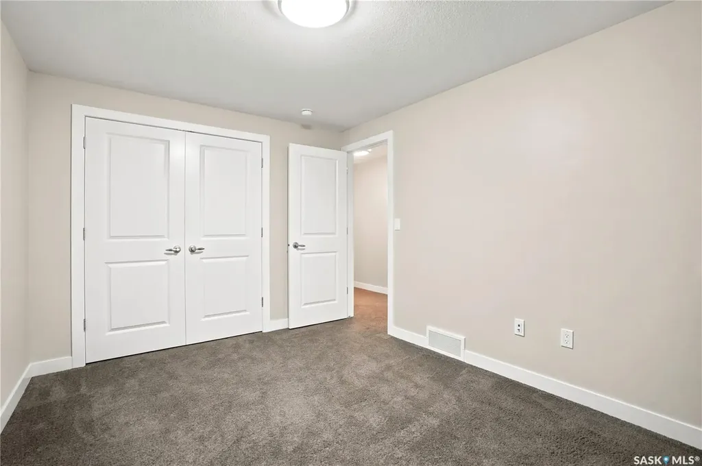 3973 Sandhill Crescent Regina SK S4V 3G7