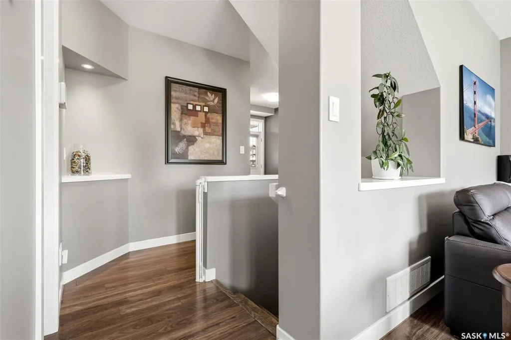 5113 Snowbirds Crescent Regina SK S4W 0H5