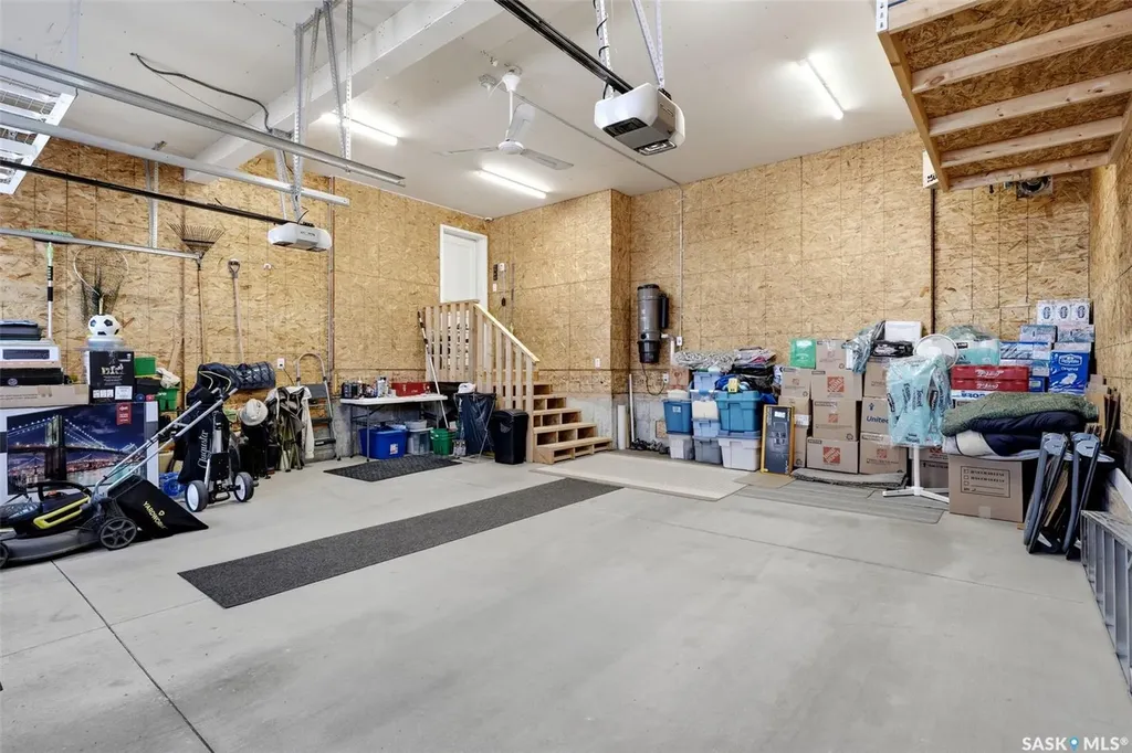 5113 Snowbirds Crescent Regina SK S4W 0H5