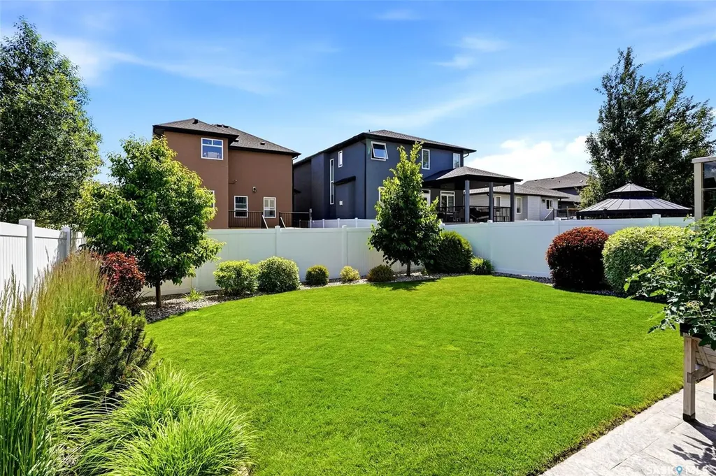 5113 Snowbirds Crescent Regina SK S4W 0H5