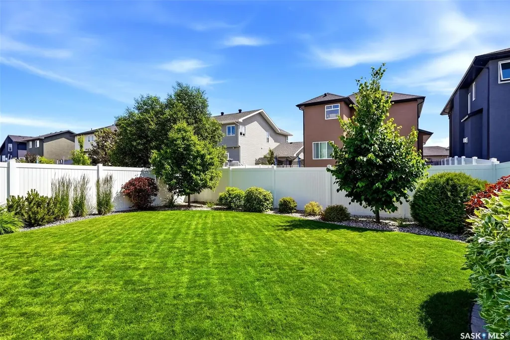 5113 Snowbirds Crescent Regina SK S4W 0H5