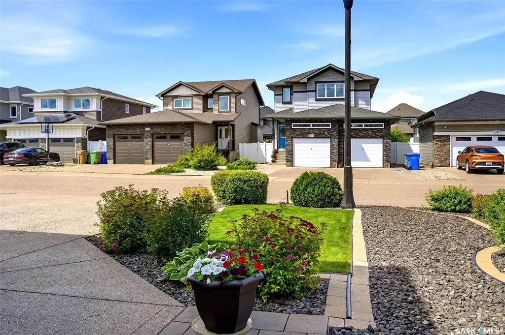 5113 Snowbirds Crescent Regina SK S4W 0H5