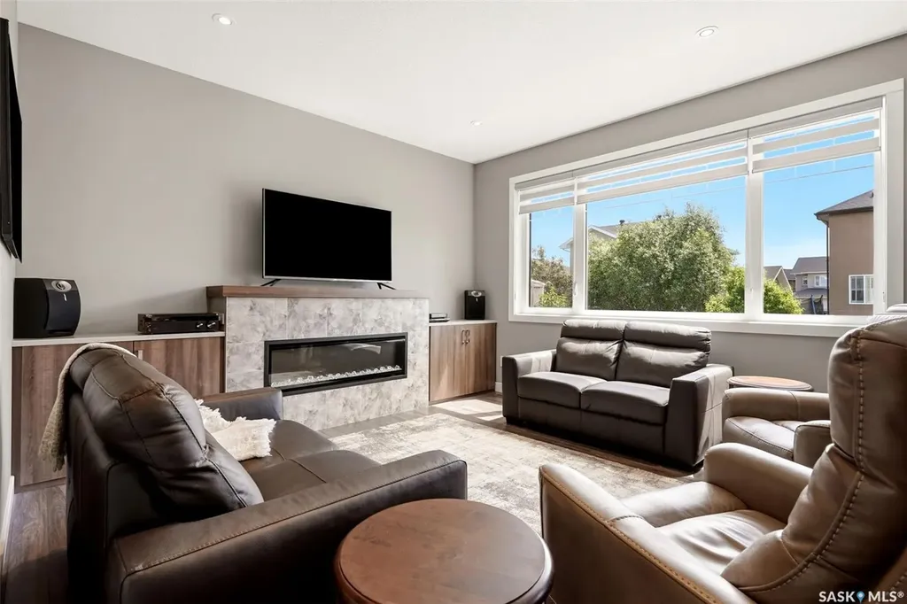 5113 Snowbirds Crescent Regina SK S4W 0H5