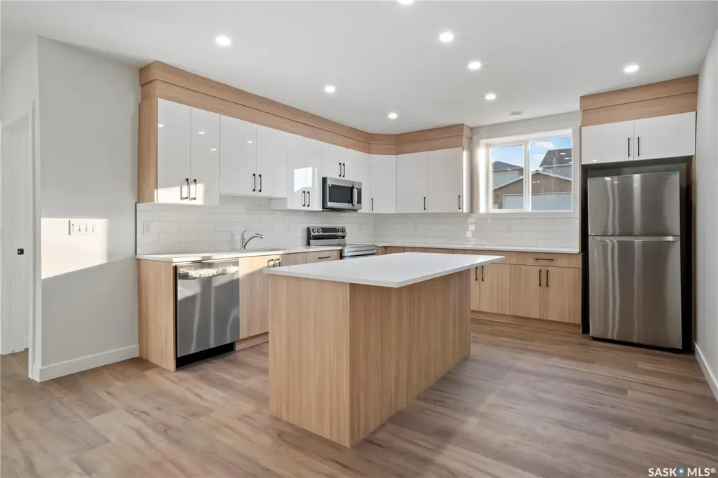 1162 Poley Street N Regina SK S4X 0K2