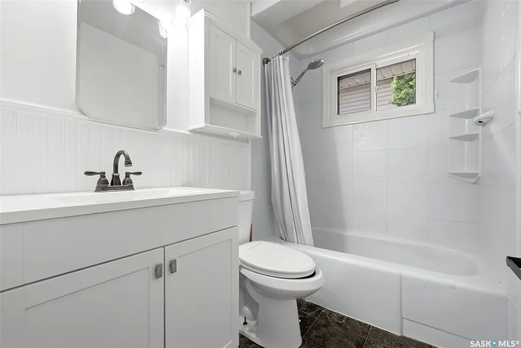 120 Shannon Road Regina SK S4S 5B1