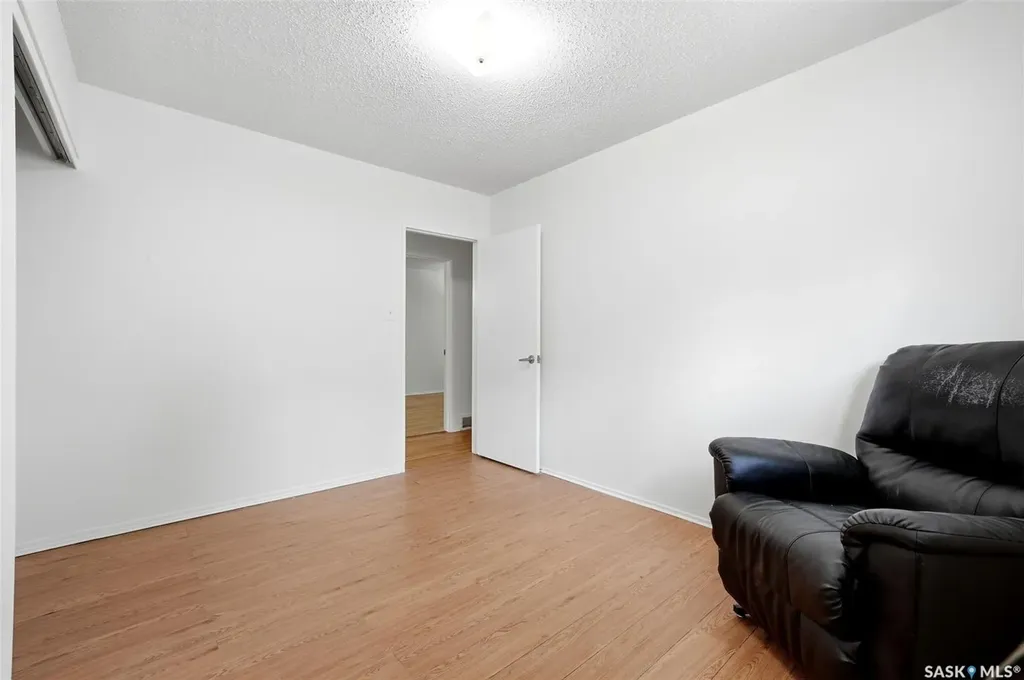 120 Shannon Road Regina SK S4S 5B1