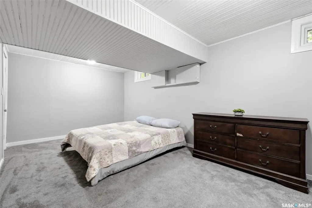 120 Shannon Road Regina SK S4S 5B1