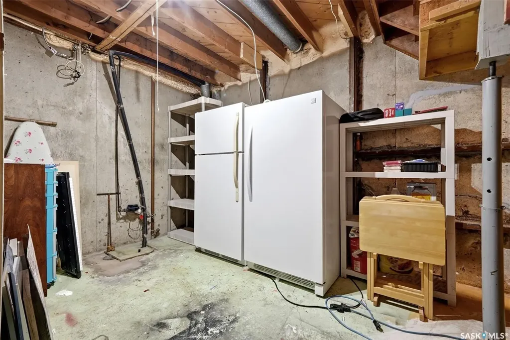 120 Shannon Road Regina SK S4S 5B1