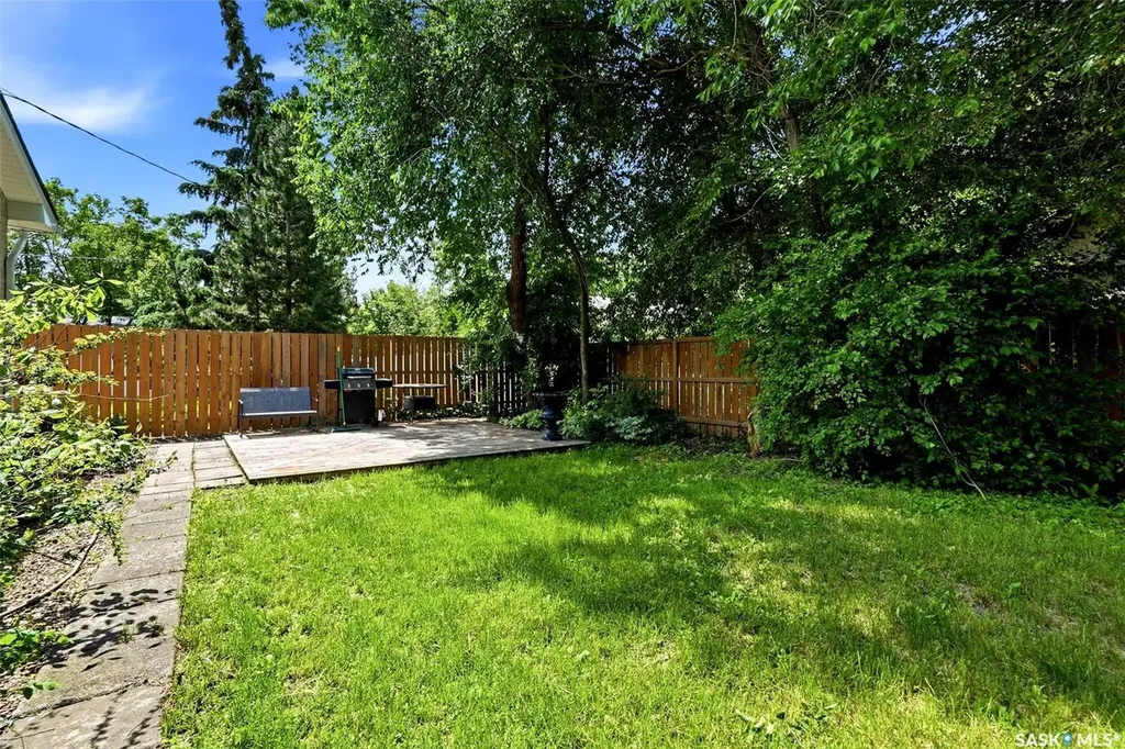 120 Shannon Road Regina SK S4S 5B1