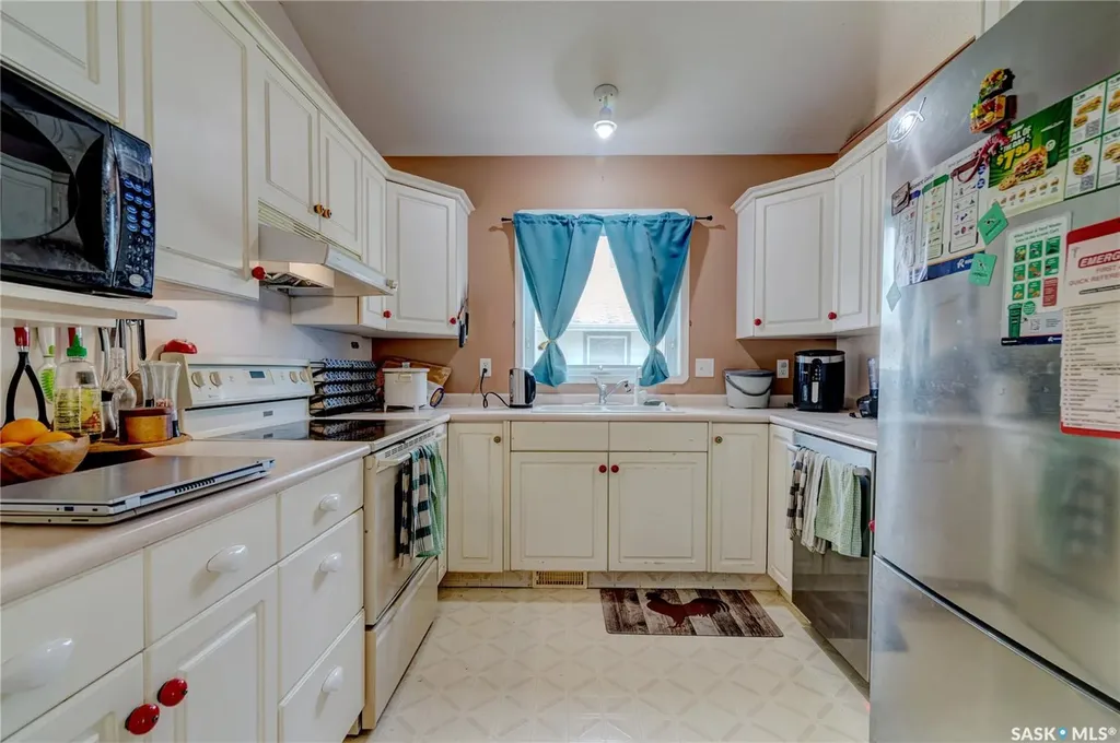 1340 Connaught Street Regina SK S4T 4S8