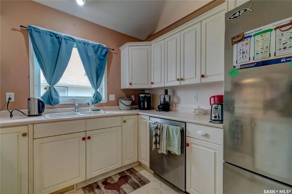 1340 Connaught Street Regina SK S4T 4S8