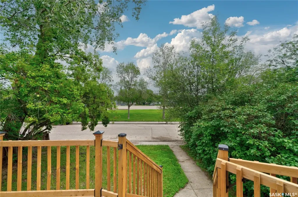 1340 Connaught Street Regina SK S4T 4S8
