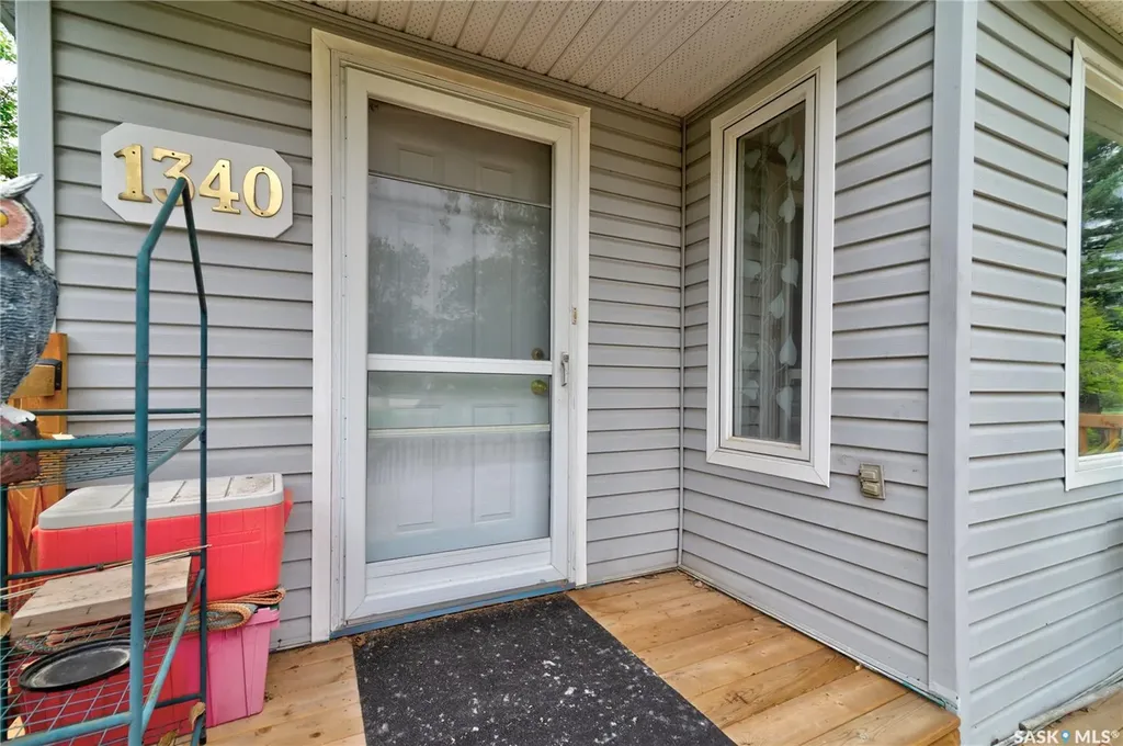 1340 Connaught Street Regina SK S4T 4S8
