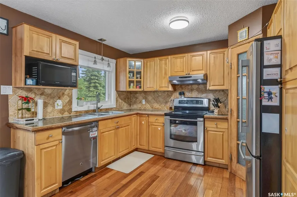 2908 Bliss Crescent Prince Albert SK S6V 7J9