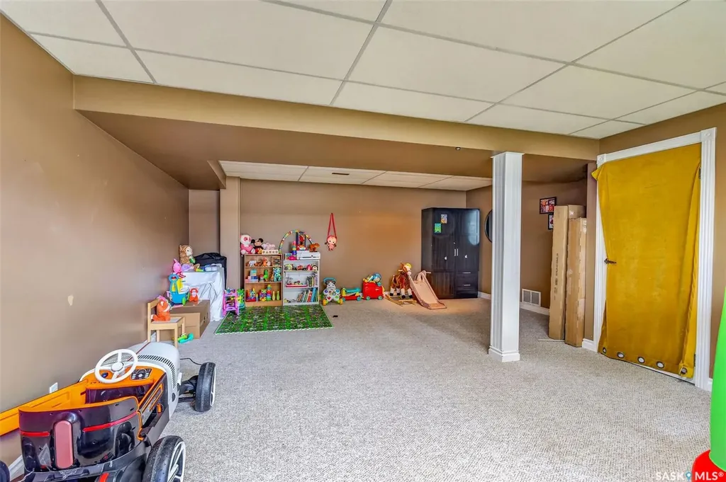 2908 Bliss Crescent Prince Albert SK S6V 7J9