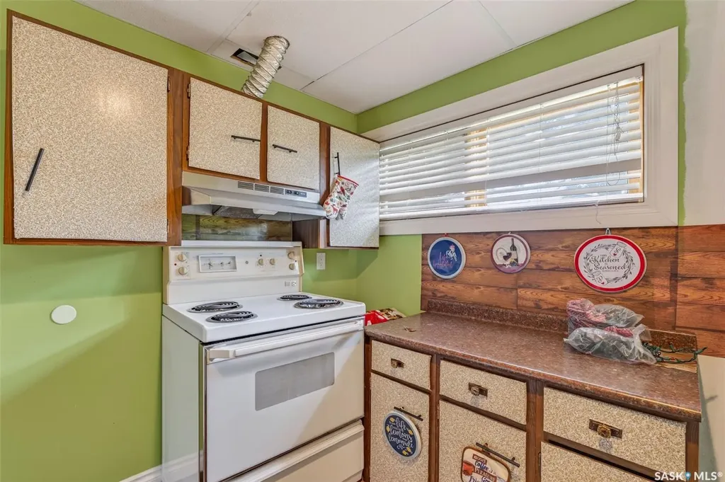 2908 Bliss Crescent Prince Albert SK S6V 7J9