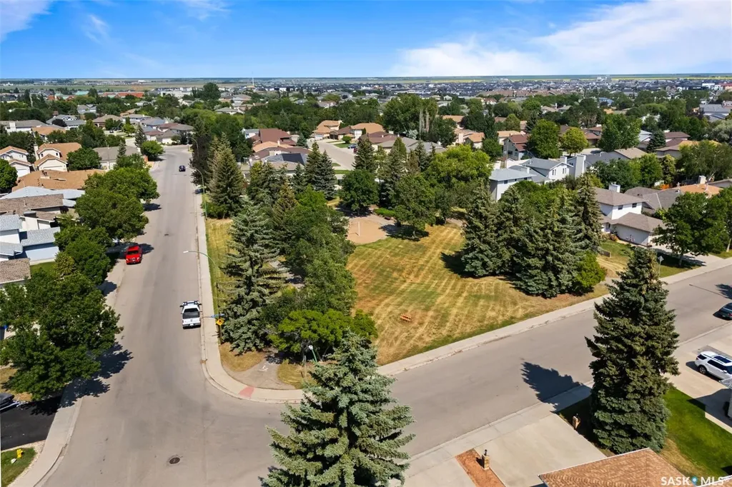 3419 Olive Grove Regina SK S4V 2P2
