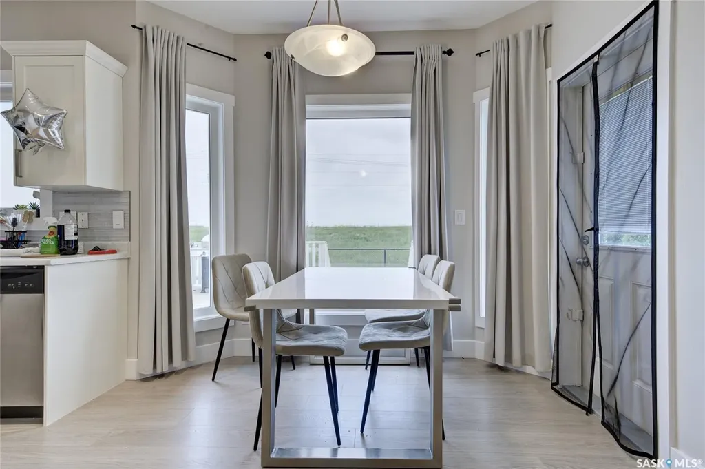 1063 Glacial Shores Common Saskatoon SK S7W 0R2
