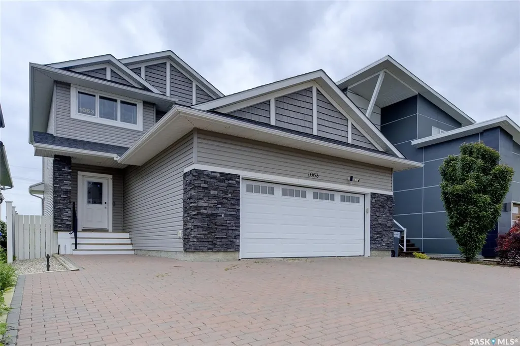 1063 Glacial Shores Common Saskatoon SK S7W 0R2