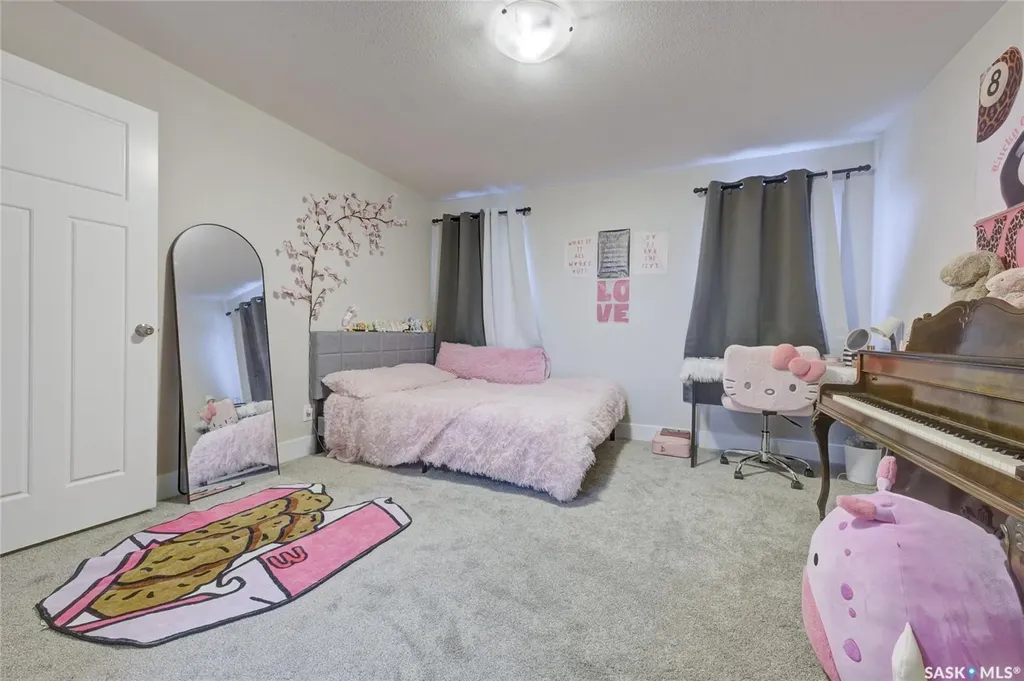 1063 Glacial Shores Common Saskatoon SK S7W 0R2