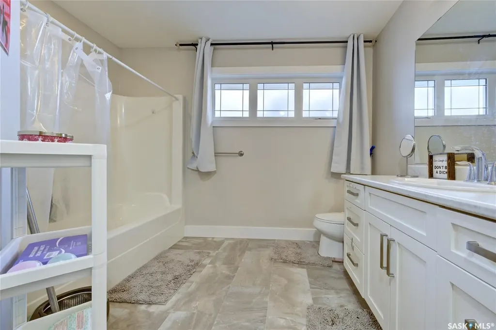 1063 Glacial Shores Common Saskatoon SK S7W 0R2