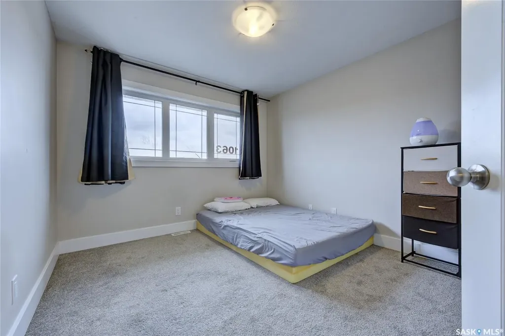 1063 Glacial Shores Common Saskatoon SK S7W 0R2