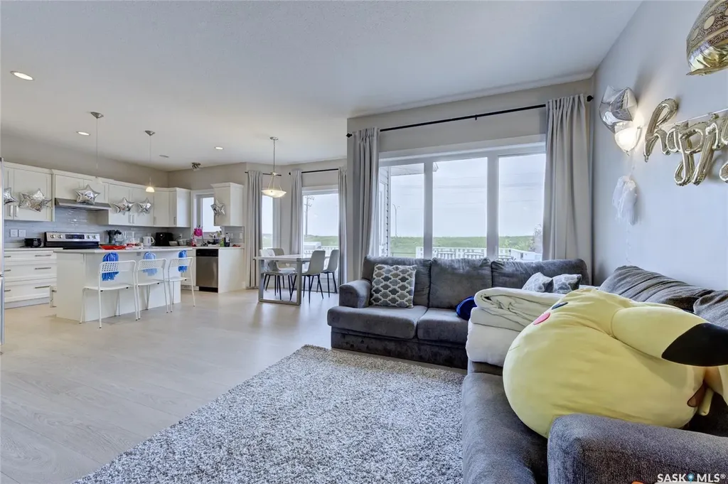 1063 Glacial Shores Common Saskatoon SK S7W 0R2