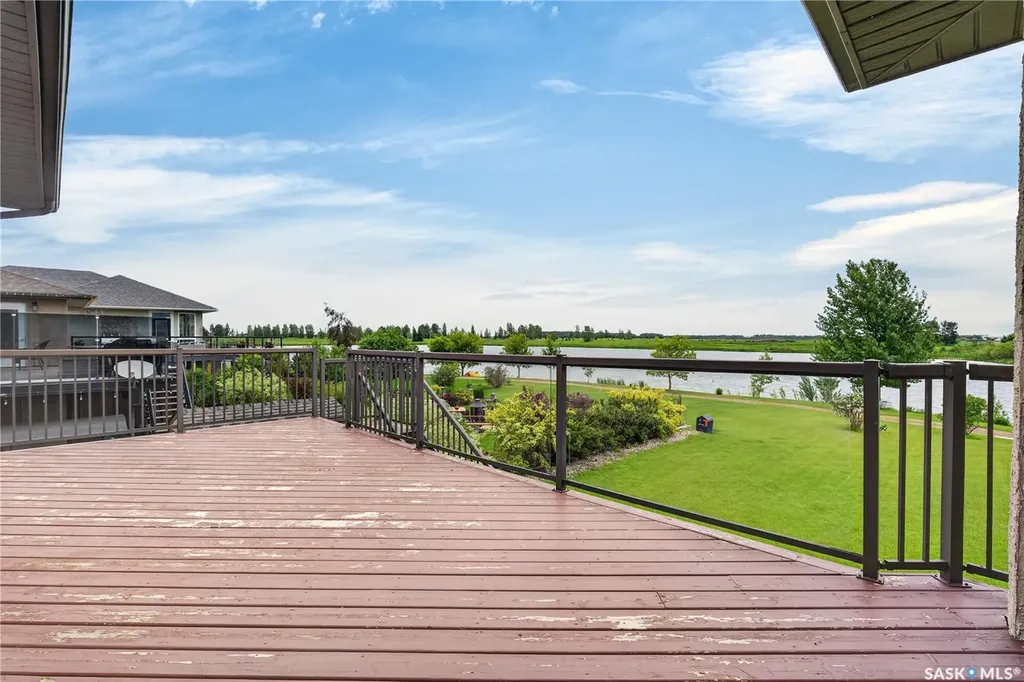 900 Water Ridge Crescent Humboldt SK S0K 2A0