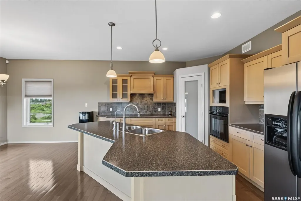 900 Water Ridge Crescent Humboldt SK S0K 2A0