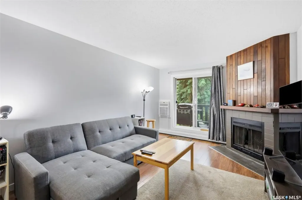 425 115th Street E Saskatoon SK S7N 2E5