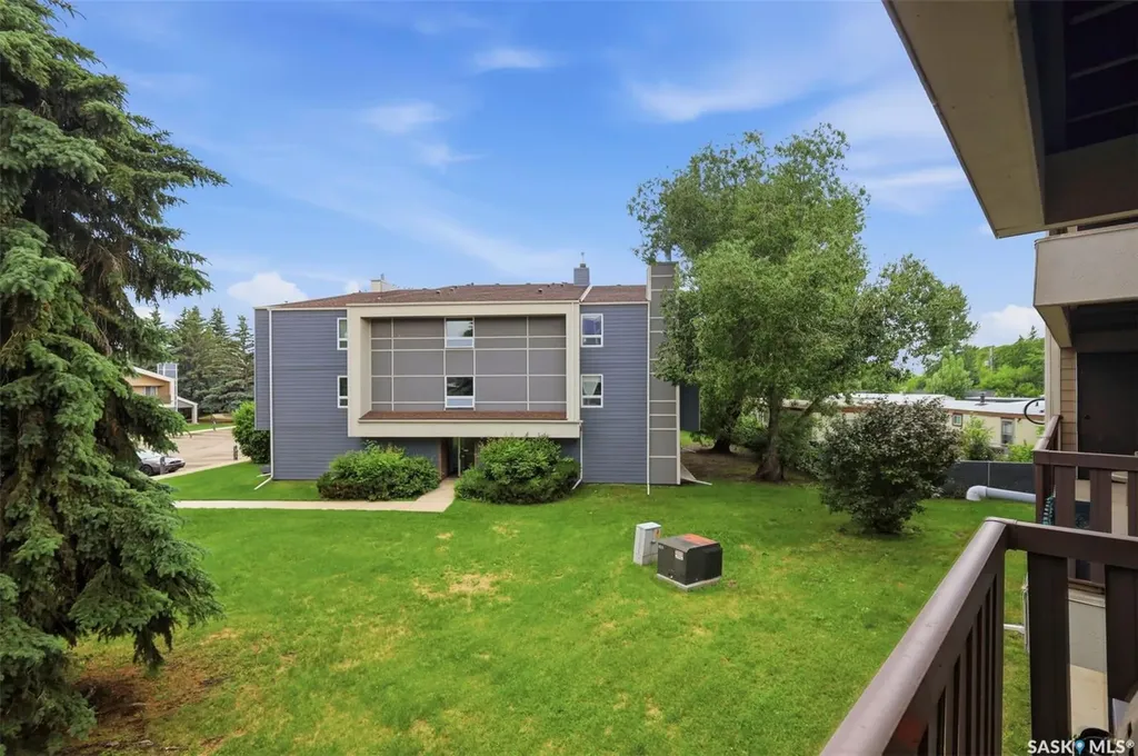 425 115th Street E Saskatoon SK S7N 2E5