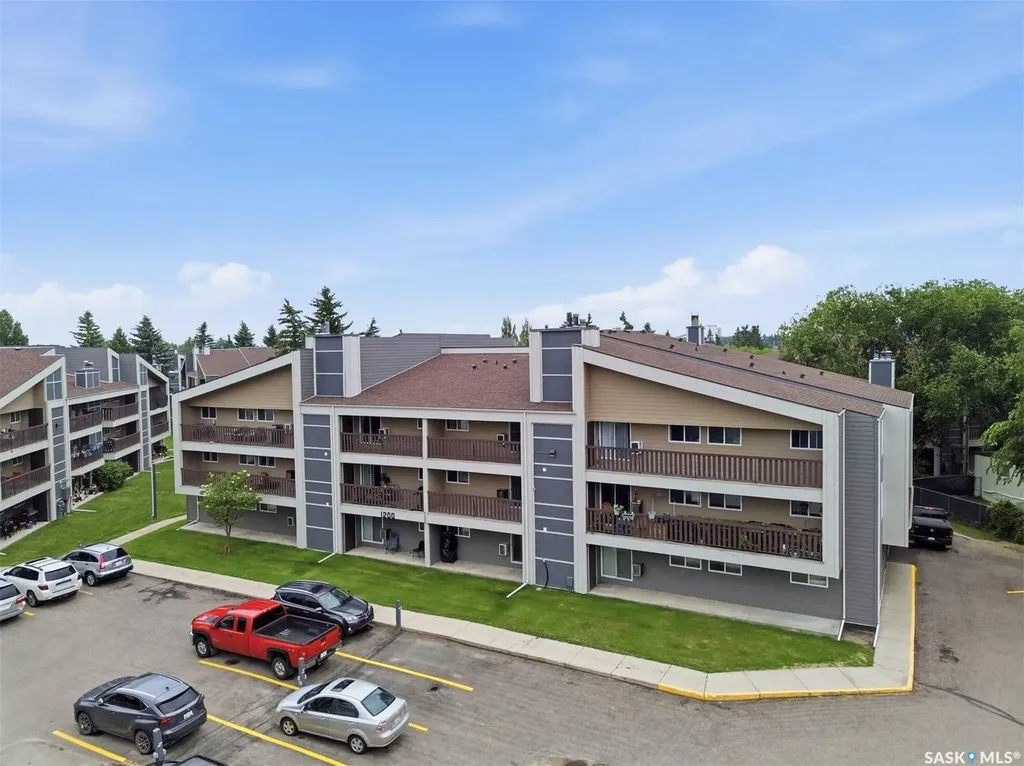 425 115th Street E Saskatoon SK S7N 2E5