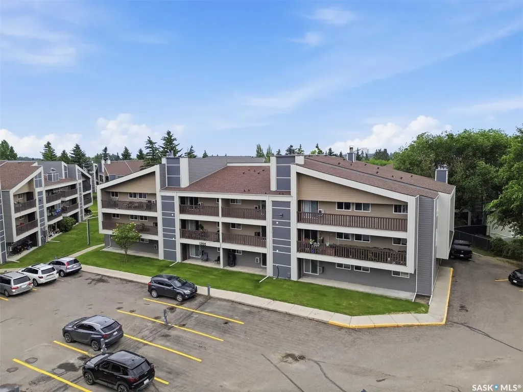 425 115th Street E Saskatoon SK S7N 2E5