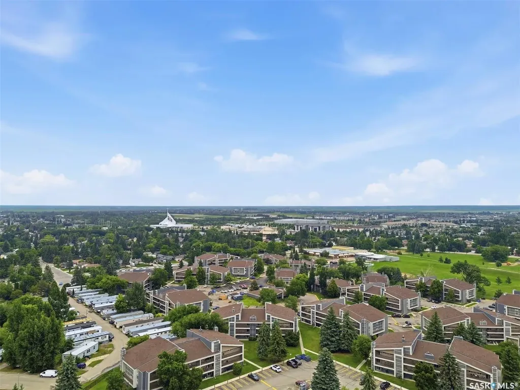 425 115th Street E Saskatoon SK S7N 2E5