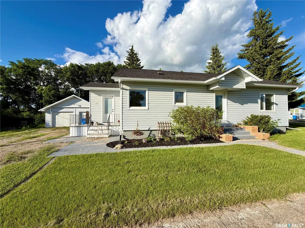 16 Woodhams Avenue Fillmore SK S0G 1N0