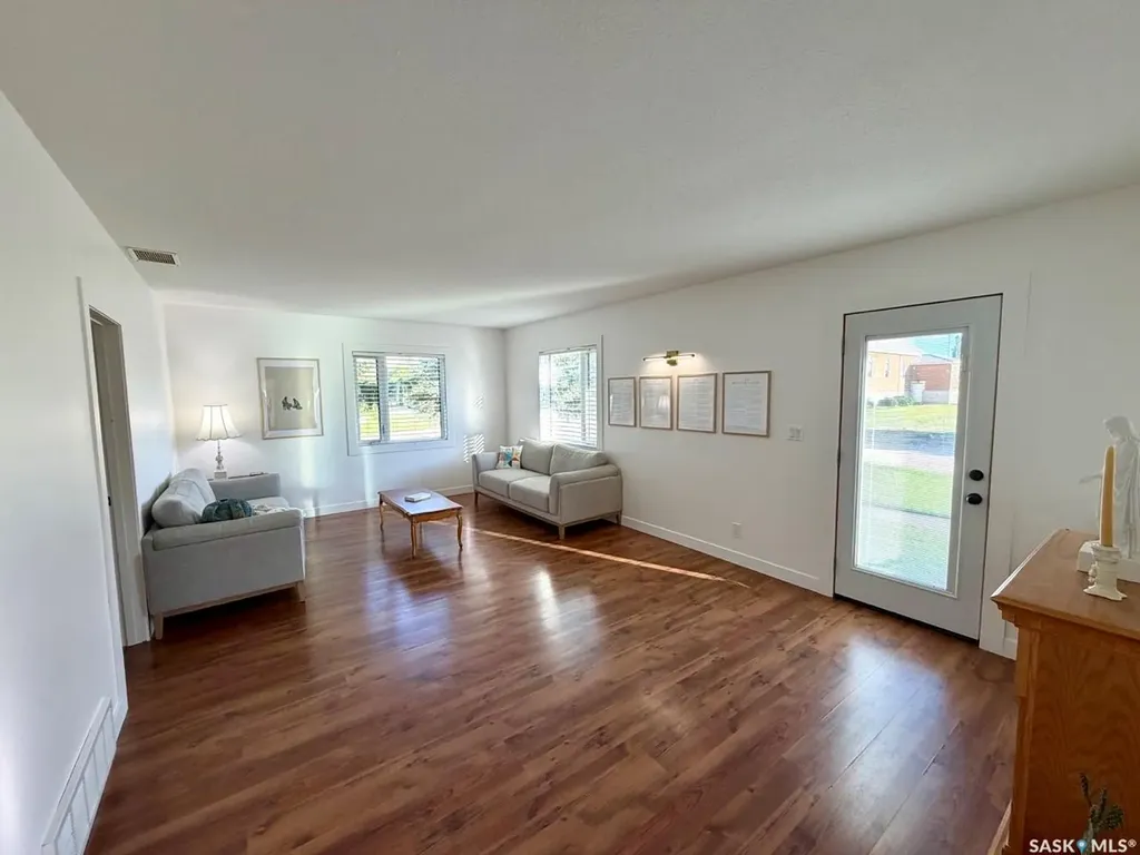 16 Woodhams Avenue Fillmore SK S0G 1N0