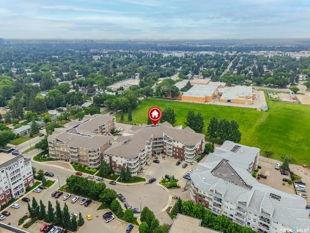 106 Armistice Way Saskatoon SK S7J 2H4