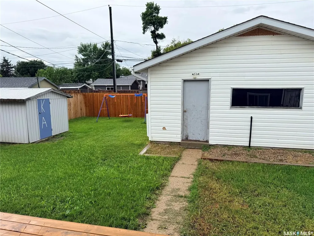 160 3rd Avenue SE Swift Current SK S9H 3K4