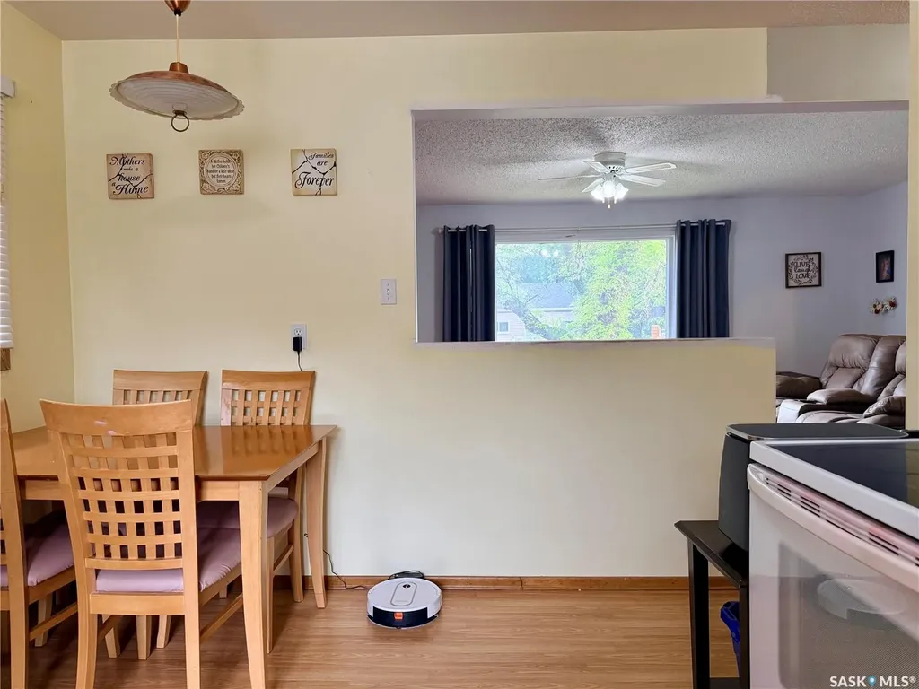 160 3rd Avenue SE Swift Current SK S9H 3K4