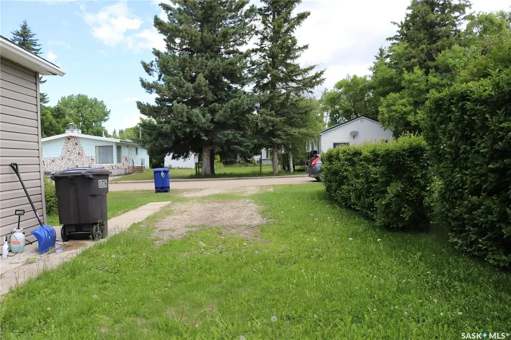 235 Gilbert Street Drake SK S0K 1H0