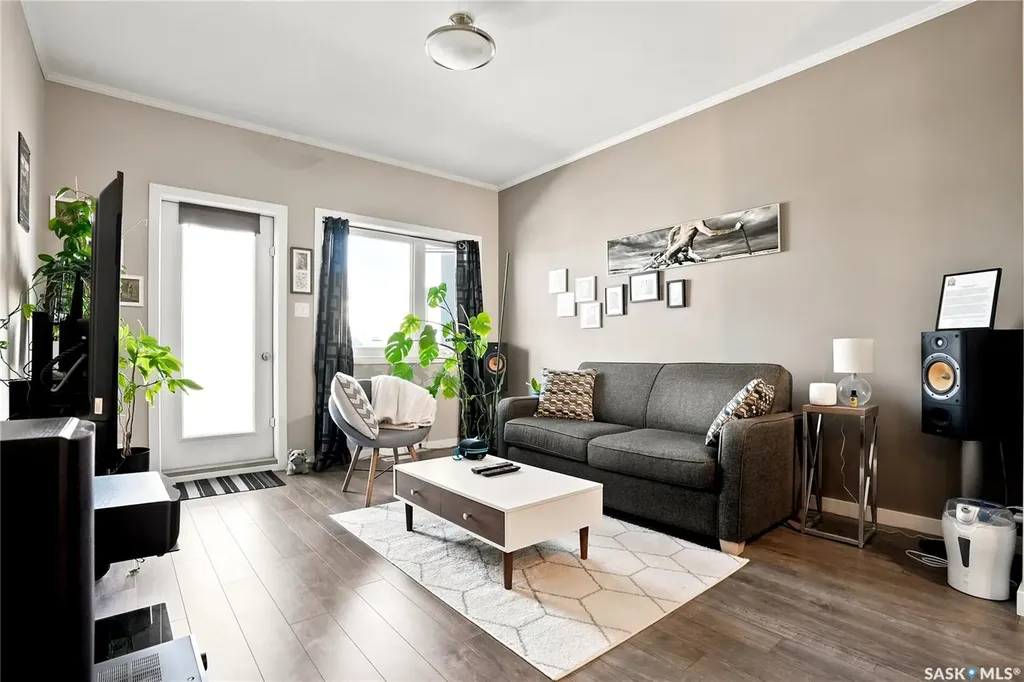 720 Baltzan Boulevard Saskatoon SK S7W 0W6