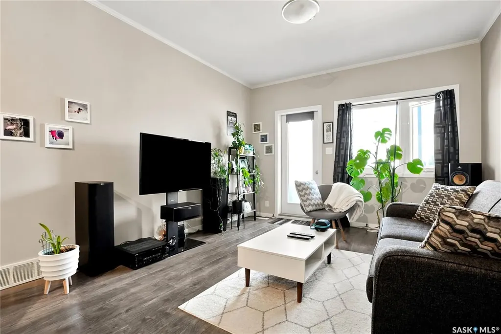 720 Baltzan Boulevard Saskatoon SK S7W 0W6