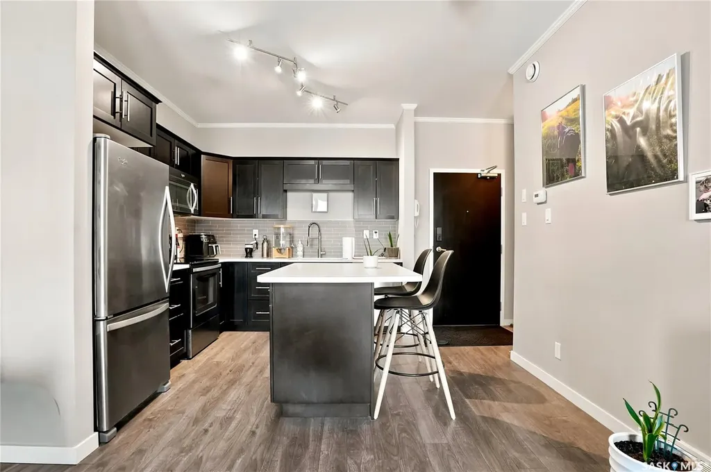 720 Baltzan Boulevard Saskatoon SK S7W 0W6