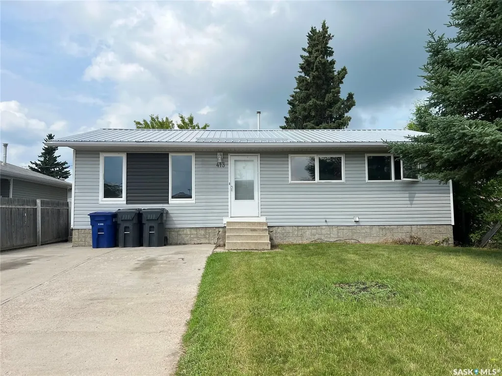 413 5th Street W Meadow Lake SK S9X 1A9
