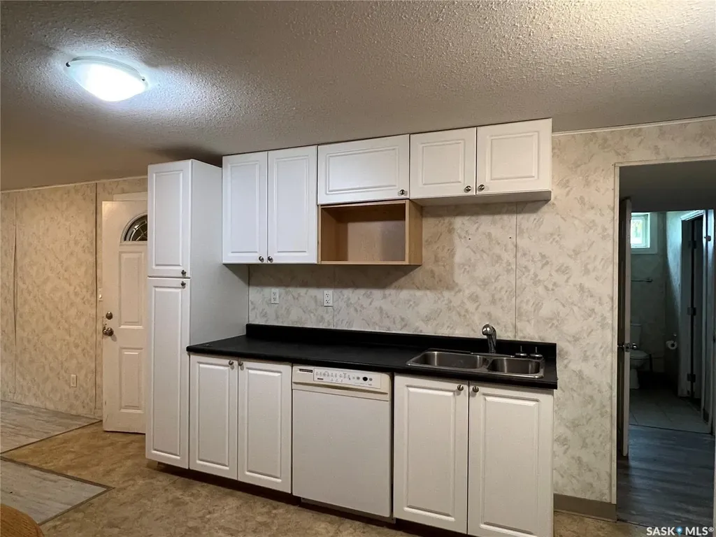 413 5th Street W Meadow Lake SK S9X 1A9